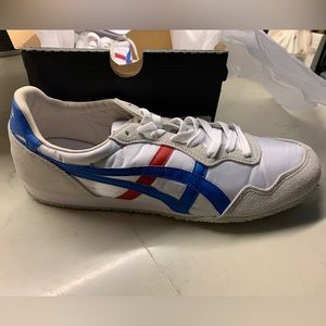 Onitsuka Tiger Serrano Shoes